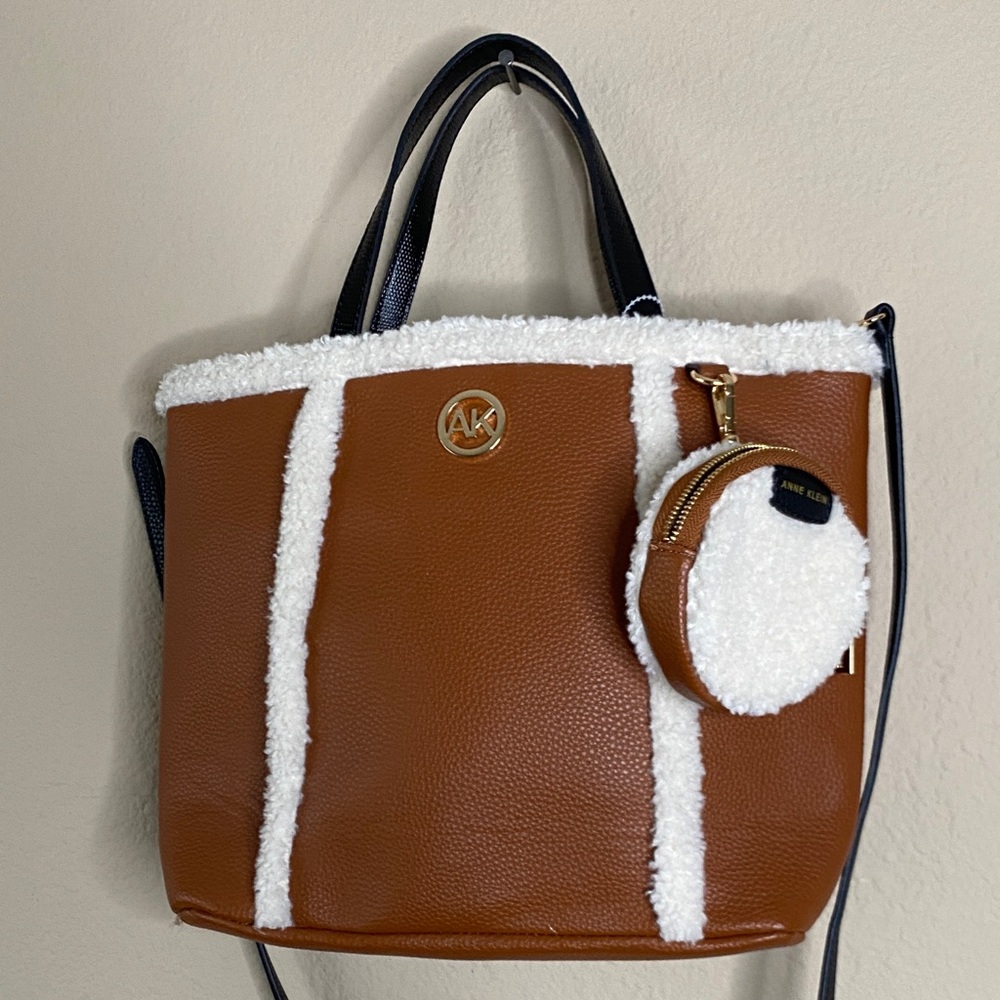 ANN KLEIN Sherpa Faux Leather small crossbody tote bag like new!!! ⭐️⭐️❤️ - Picture 1 of 9